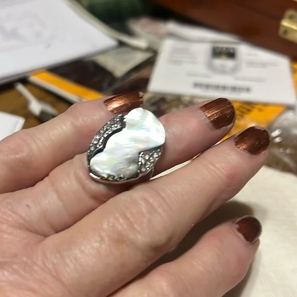 Ring - Picture 1 of 3